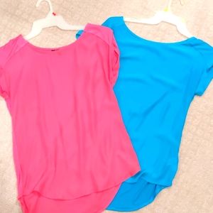 Set of 2 t shirts